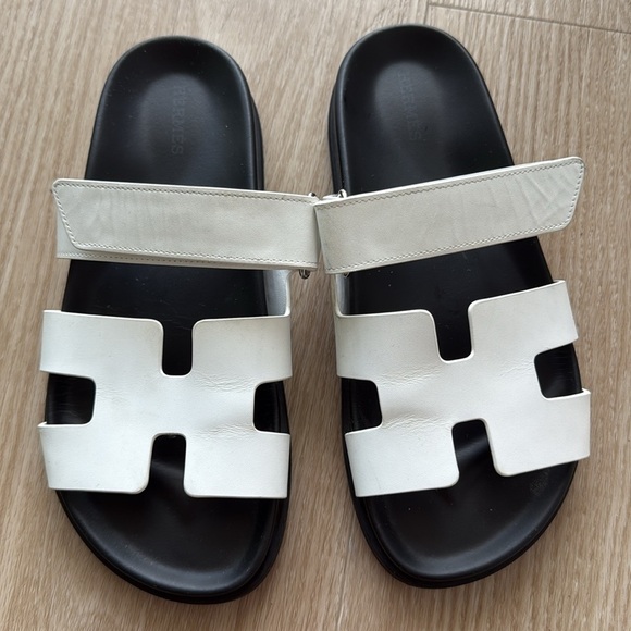 Hermes White and Black Chypre Sandals 38.5 - Picture 2 of 9
